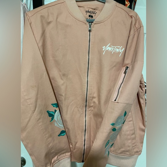 Yours Truly Phora Pink Bomber Jacket - Picture 2 of 2